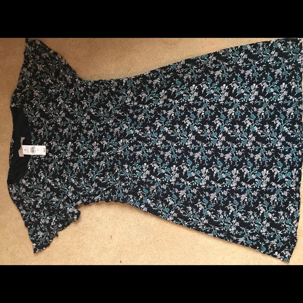 New with tags Loft size Medium floral dress